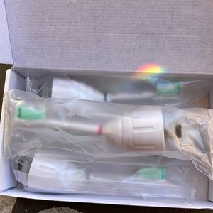 **SOLD**Ofashu for Philips Sonicare E Series HX7002 Replacement Toothbrush heads